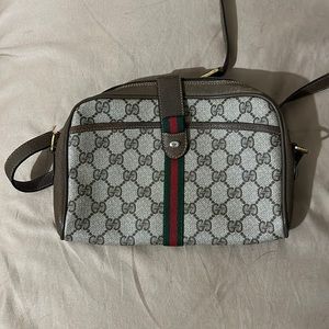 Gucci vintage GG canvas bag